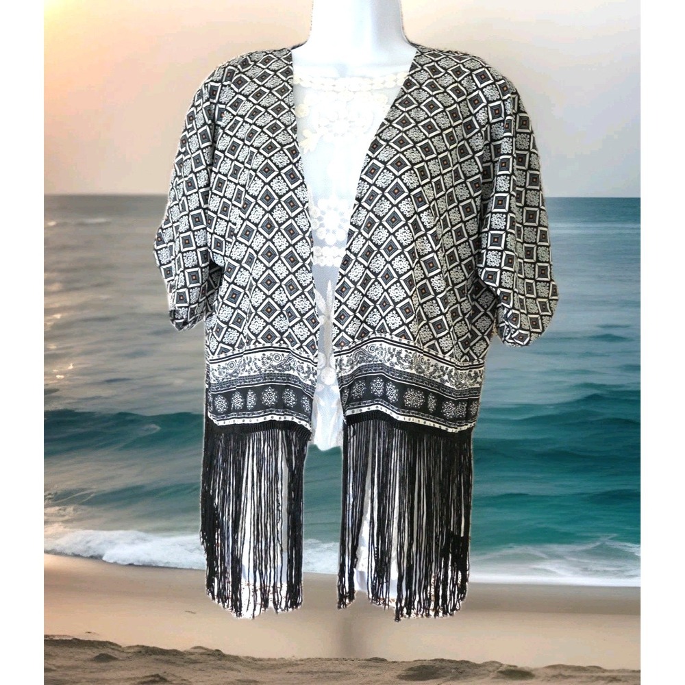 Steve Madden Cropped Kimono One Size Black Geometric Boho Fringe Festival Hippy
